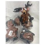 Six plushy of a creepy reindeer
