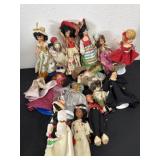 Group of vintage dolls
