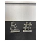 Two 3ï¿½ & and hash tag