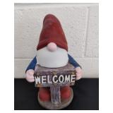 11-in  solar with lights welcome gnome