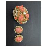 a vintage mid-century jewelry set Brooch with