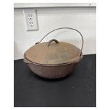 12?? cast iron favorite piqua ware Pot with lid