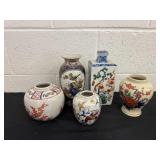 five vintage Japanese porcelain pieces,