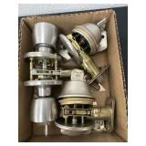 3 dead bolts doorknobs locks with keys
