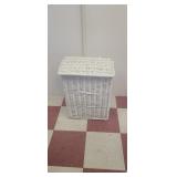 Wicker hamper