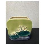 6.5ï¿½ vintage Royal Copley water lily pillow vase,