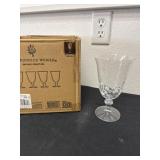 Pioneer women 4pc Daisy glass goblets
