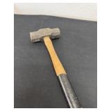 4 pound short, 12 inch handle sledgehammer
