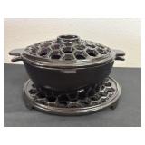 Vintage cast-iron steamer