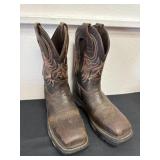 Justin Vibram size 9d boots