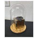 Decorative black/gold box under Gladstone with