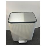 Small Metal Step Trashcan 15x6x8