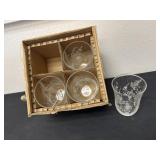 Pioneer women 4pc Daisy glass cups 18oz