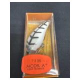 Vintage bomber, deep, running fishing lure