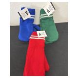 3 new adult mittens