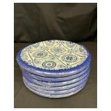 New six pack of eight paper plates