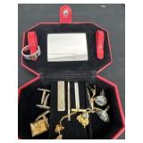 5ï¿½ jewelry box with tie clips and cuff links