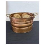 9ï¿½ cooper  bucket with decor balls
