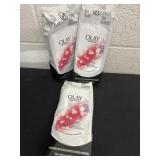 Three new Olay wet cleansing clothes