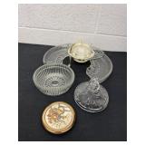 Miscellaneous vintage glassware, parts with lid