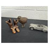 1941 Lincoln Continental two-piece model car with