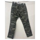 Leviï¿½s S67 athletic camo pants new
