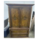 Stanley Furniture Vintage Wooden Armoir 5ft x38in