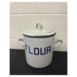 8ï¿½ enamel flour pot with lid