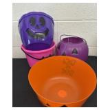 5 candy Halloween buckets