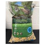 New bag of squirrel and critter blend 10 lbs