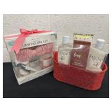 Two new bath sets