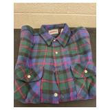 Great Northwest sportswear size large button up