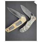 2 camo pocket knifes