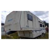 Alumascape Deluxe by Holiday Rambler Camper