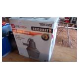 Utilitech Security Light - Silver
