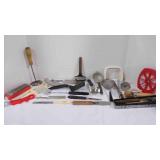 kitchen utensils - Mashers, spatulas, slicers