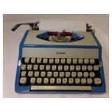 Vintage Litton Royal Mercury Typewriter w/case
