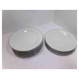 12 111% Porcelain 10ï¿½" Dinner Plates w/Silver