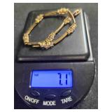 Small cubic zirconium bracelet w/ storage bag