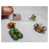 SW Indian Moccasins Bead Work Lapel Pin, American SW Indian Moccasins Bead Work Lapel Pin, American