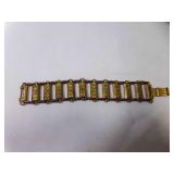 OLD Brass/Gold Tone Book Chain Flower Design Box OLD Brass/Gold Tone Book Chain Flower Design Box