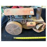 VINTAGE - STEAMROLLER - TOY