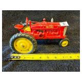 TRU-SCALE TOY TRACTOR