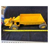 VINTAGE MEYAL DUMP TRUCK