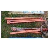 1 SET OF METAL SAW HORSES