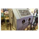 Econoline Sand Blasting Cabinet