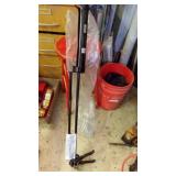 X-Tender Caulking Gun