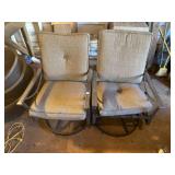 2 rocking patio chairs