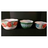 3 Nesting Mixing Bowls Serving Bowls