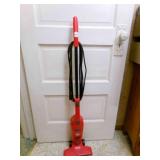 Dirt Devil Versa Clean Vacuum-powers on
